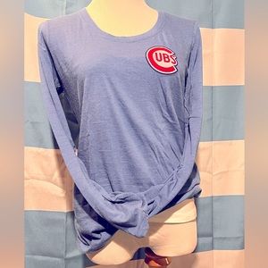 Red Jacket Size M Chicago Cubs Long sleeve tee